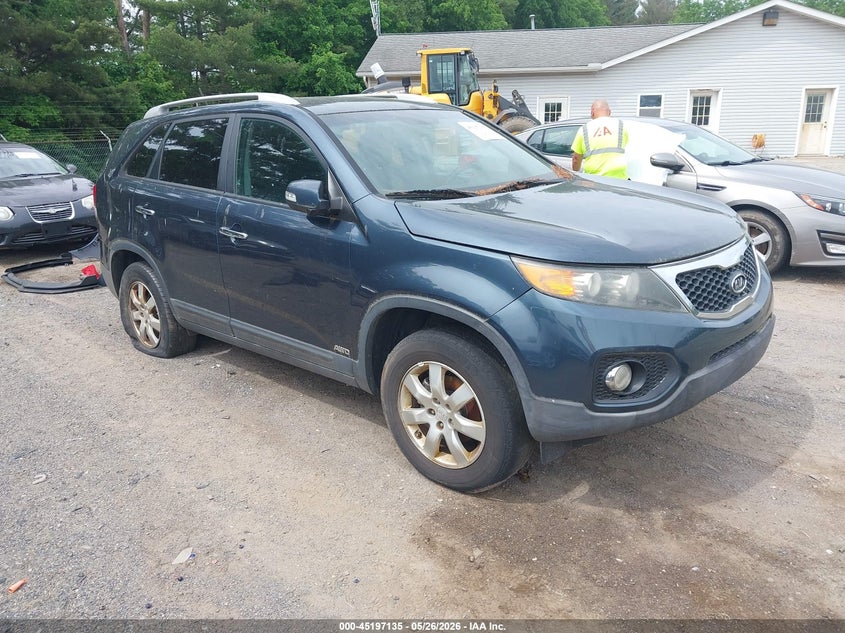 2011 Kia Sorento VIN 5XYKTDA19BG130368 IAAI salvage auction — NORMAL WEAR, Salvage (Texas), sold $450 on 2026-07-20 (photo 1)