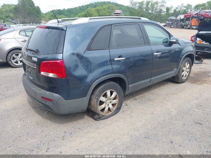 2011 Kia Sorento VIN 5XYKTDA19BG130368 IAAI salvage auction — NORMAL WEAR, Salvage (Texas), sold $450 on 2026-07-20 (photo 4)
