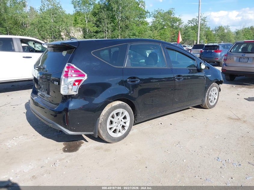 2017 Toyota Prius v VIN JTDZN3EU6HJ068976 IAAI salvage auction — FRONT END, Salvage (New Hampshire), sold $1,700 on 2026-07-12 (photo 4)