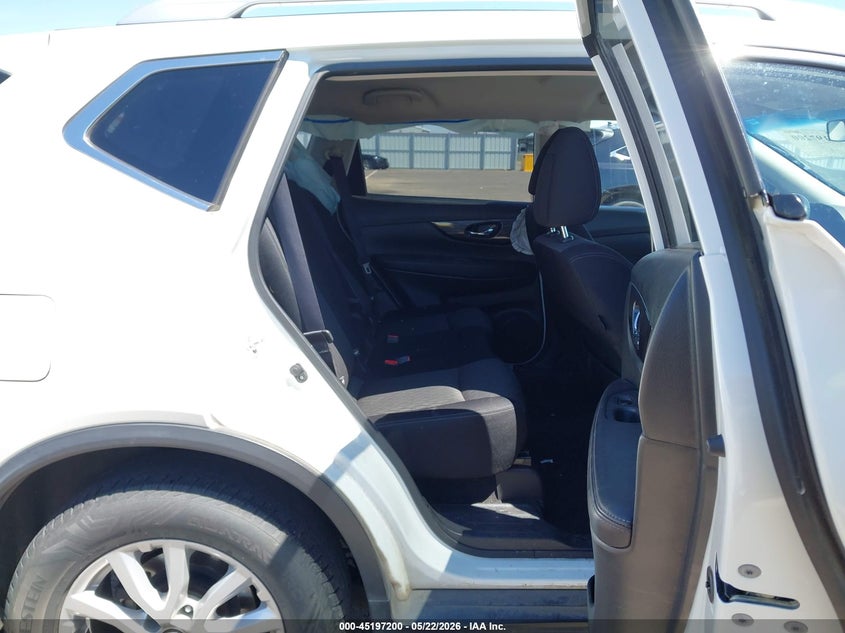 2018 Nissan Rogue VIN JN8AT2MV1JW303952 IAAI salvage auction — LEFT SIDE, Salvage (Oregon), sold $2,350 on 2026-07-21 (photo 8)