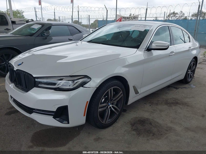 2021 BMW 5er VIN WBA53BH09MWX22242 IAAI salvage auction — RIGHT FRONT, Salvage Title, sold $12,600 on 2026-07-10 (photo 2)
