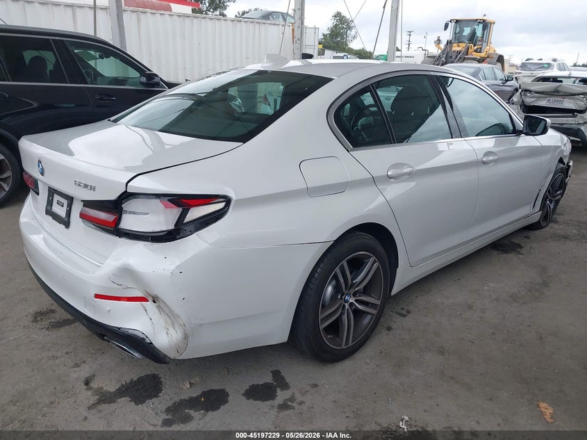 2021 BMW 5er VIN WBA53BH09MWX22242 IAAI salvage auction — RIGHT FRONT, Salvage Title, sold $12,600 on 2026-07-10 (photo 4)