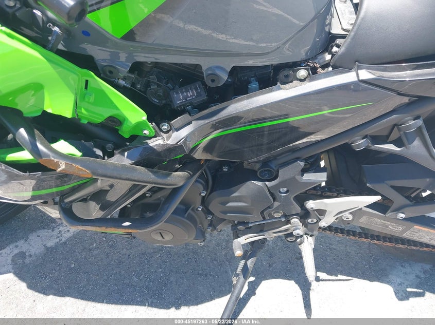 2019 Kawasaki VIN JKAEXKG17KDA36773 IAAI salvage auction — SIDE, Salvage (California), sold $1,250 on 2026-07-28 (photo 9)
