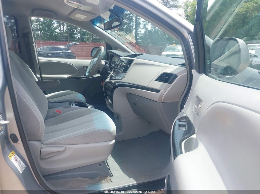 2014 Toyota Sienna VIN 5TDKK3DC6ES515355 IAAI salvage auction — LEFT SIDE, Salvage Title, sold $2,300 on 2026-07-09 (photo 5)