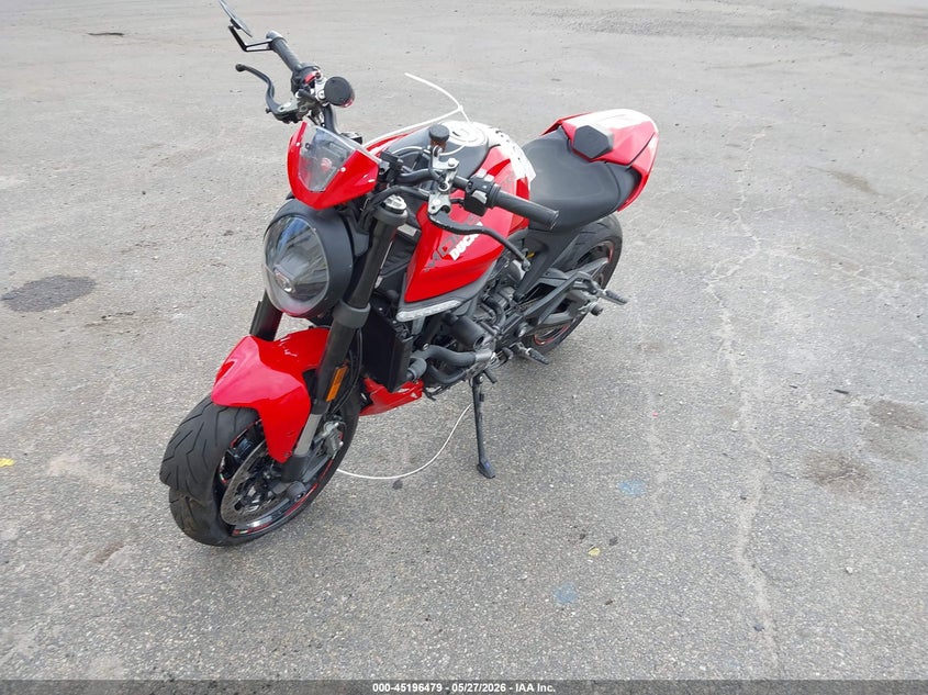 2024 Ducati Monster VIN ZDMMAMDT6RB009589 IAAI salvage auction — FRONT END, Salvage Title, sold $3,600 on 2026-07-15 (photo 2)