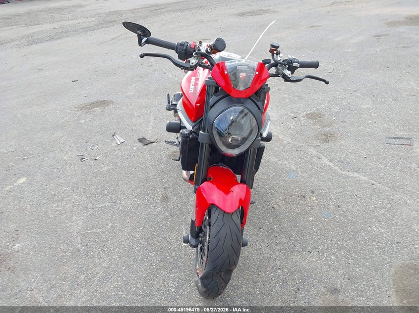 2024 Ducati Monster VIN ZDMMAMDT6RB009589 IAAI salvage auction — FRONT END, Salvage Title, sold $3,600 on 2026-07-15 (photo 5)