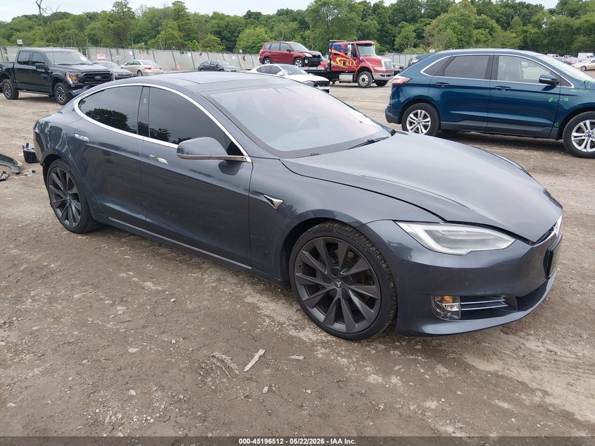 2019 Tesla Model S VIN 5YJSA1E26KF300801 — IAAI salvage auction photo