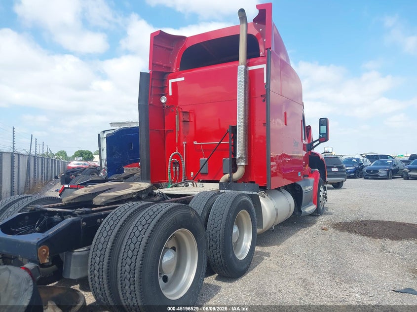 2016 Peterbilt 579 VIN 1XPBD49X8GD364821 IAAI salvage auction — FRONT END, Junk (Oklahoma), sold $7,700 on 2026-08-05 (photo 4)
