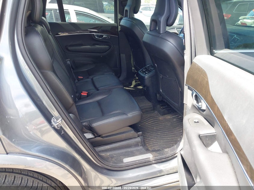 2018 Volvo Xc90 VIN YV4A22PK8J1340751 IAAI salvage auction — RIGHT FRONT, Salvage Title, sold $8,700 on 2026-07-09 (photo 8)