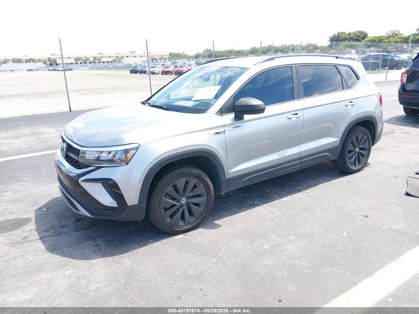 2022 Volkswagen Taos VIN 3VVCX7B21NM064893 IAAI salvage auction — SIDE, Salvage Title, sold $5,100 on 2026-07-22 (photo 2)