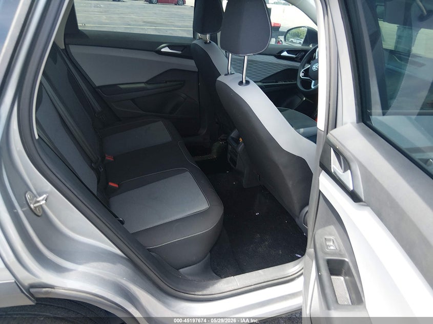 2022 Volkswagen Taos VIN 3VVCX7B21NM064893 IAAI salvage auction — SIDE, Salvage Title, sold $5,100 on 2026-07-22 (photo 8)