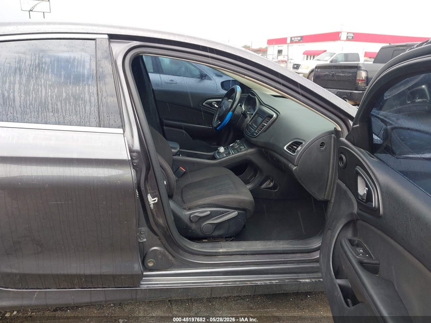 2016 Chrysler 200 VIN 1C3CCCAB2GN144074 IAAI salvage auction — FRONT END, Salvage Title, sold $600 on 2026-07-29 (photo 5)