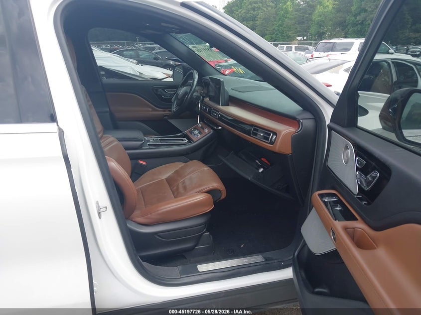 2020 Lincoln Aviator VIN 5LM5J7XC5LGL33472 IAAI salvage auction — FRONT END, Salvage Title, sold $9,900 on 2026-07-26 (photo 5)