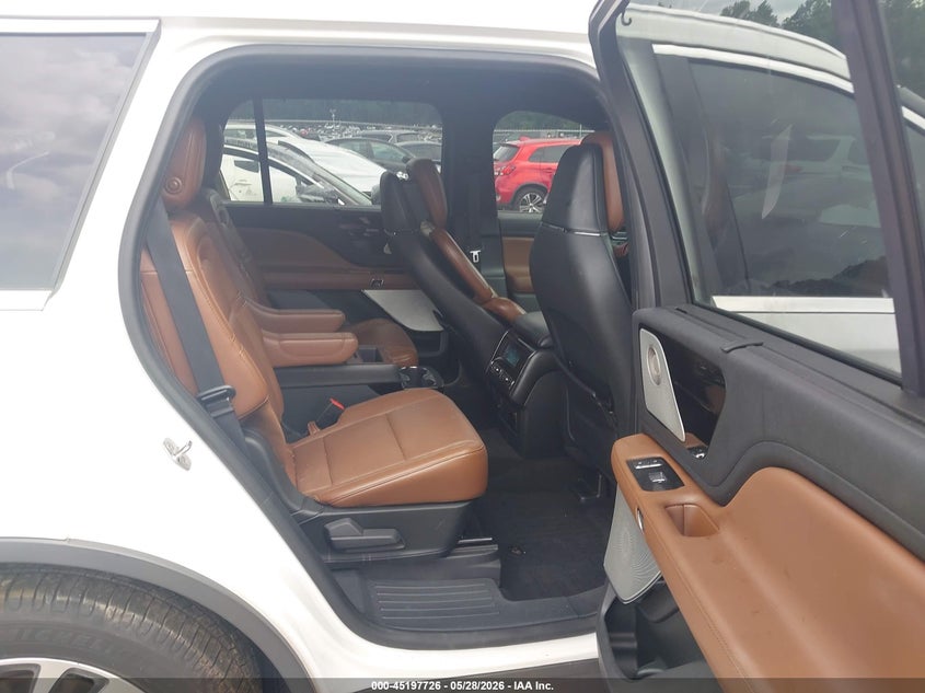 2020 Lincoln Aviator VIN 5LM5J7XC5LGL33472 IAAI salvage auction — FRONT END, Salvage Title, sold $9,900 on 2026-07-26 (photo 8)