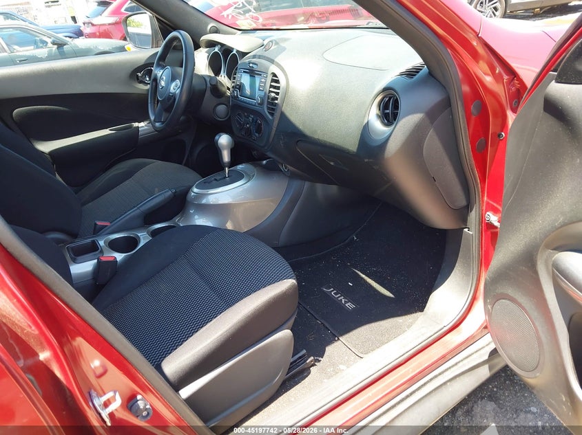 2017 Nissan Juke VIN JN8AF5MR9HT706021 IAAI salvage auction — LEFT REAR, Salvage Title, sold $1,350 on 2026-07-17 (photo 5)