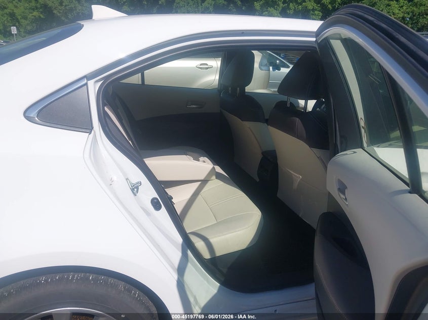 2024 Toyota Corolla VIN JTDBCMFE4RJ033276 IAAI salvage auction — FRONT END, Salvage Title, sold $10,000 on 2026-07-22 (photo 8)