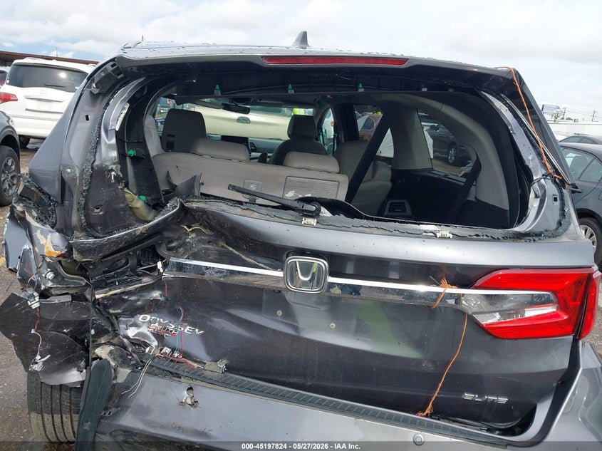 2018 Honda Odyssey VIN 5FNRL6H96JB057651 IAAI salvage auction — REAR END, Salvage Title, sold $2,025 on 2026-07-22 (photo 6)