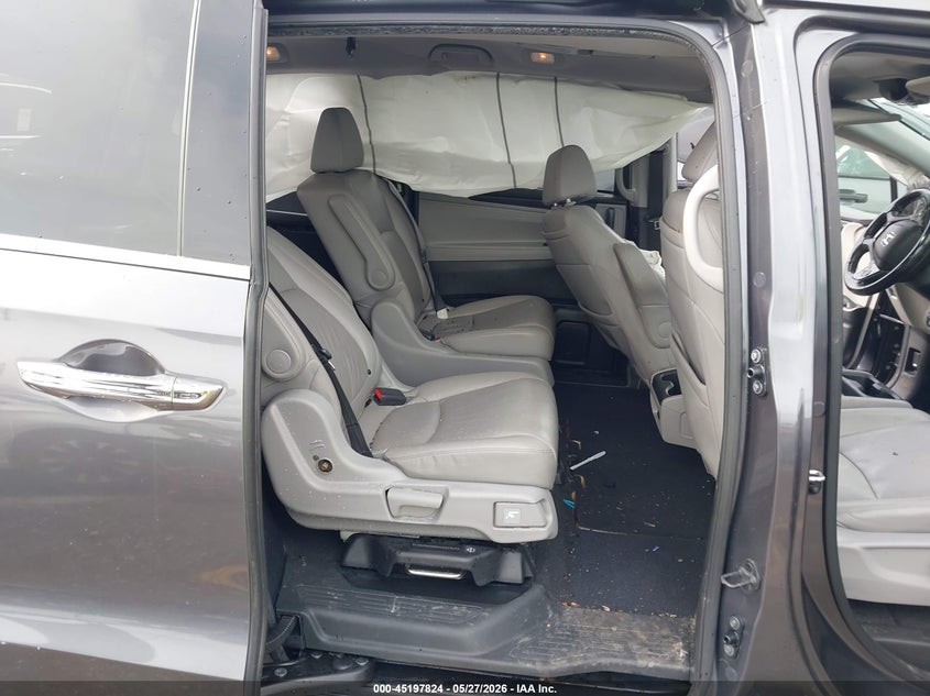 2018 Honda Odyssey VIN 5FNRL6H96JB057651 IAAI salvage auction — REAR END, Salvage Title, sold $2,025 on 2026-07-22 (photo 8)