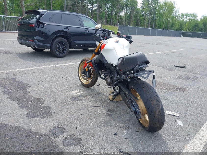 2025 Yamaha Xsr VIN JYARN96EXSA000645 IAAI salvage auction — FRONT END, Mv-907A (New York), sold $225 on 2026-07-28 (photo 3)