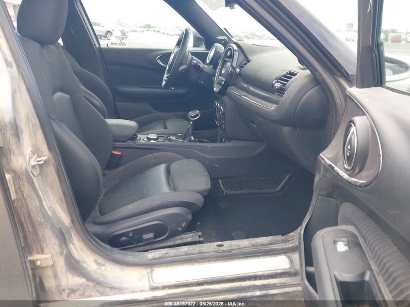 2017 Mini Clubman VIN WMWLU1C5XH2F27560 IAAI salvage auction — FRONT END, Salvage (Illinois), sold $3,650 on 2026-08-11 (photo 5)