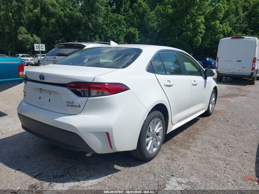 2024 Toyota Corolla VIN JTDBCMFE0RJ033386 IAAI salvage auction — FRONT END, Salvage Title, sold $7,600 on 2026-07-22 (photo 4)