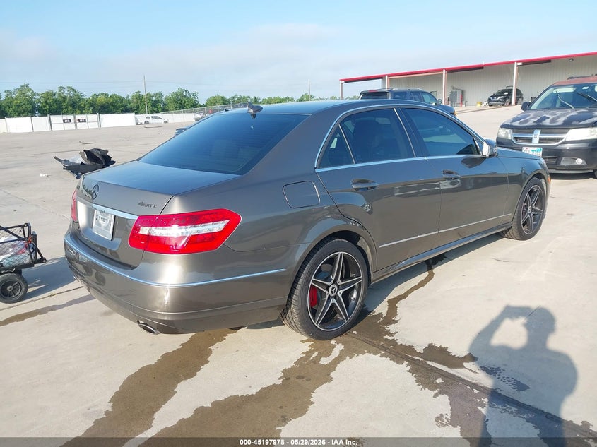 2011 Mercedes-benz E-class VIN WDDHF5GB2BA292338 IAAI salvage auction — HAIL, Original (Texas), sold $2,650 on 2026-08-15 (photo 4)