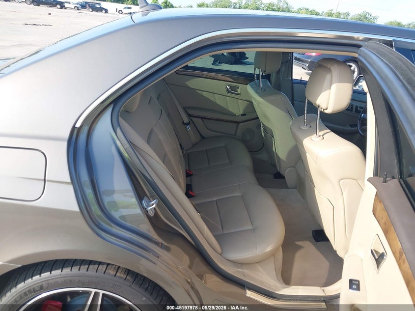 2011 Mercedes-benz E-class VIN WDDHF5GB2BA292338 IAAI salvage auction — HAIL, Original (Texas), sold $2,650 on 2026-08-15 (photo 8)