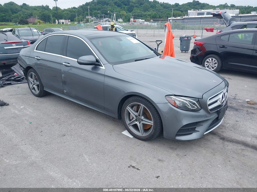 2018 Mercedes-benz VIN WDDZF4KB1JA378969 IAAI salvage auction — REAR END, Salvage (Missouri), sold $10,100 on 2026-08-08 (photo 1)