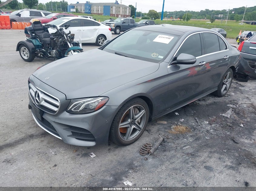 2018 Mercedes-benz VIN WDDZF4KB1JA378969 IAAI salvage auction — REAR END, Salvage (Missouri), sold $10,100 on 2026-08-08 (photo 2)