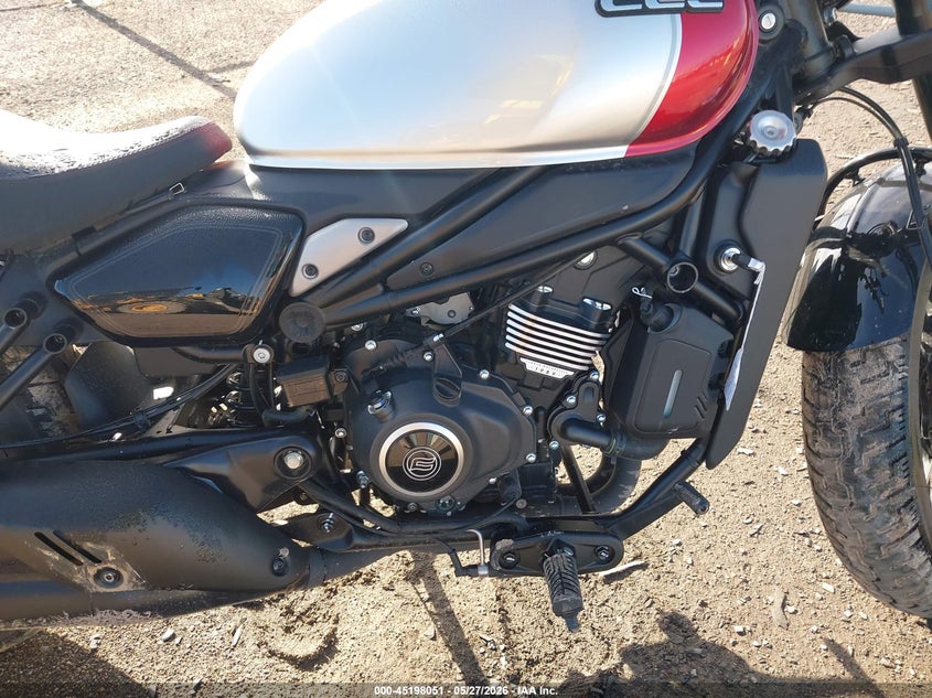 2025 Cf moto 450 cl-c VIN LCEPESLF2S6001887 IAAI salvage auction — FRONT & REAR, Salvage (Texas), sold $725 on 2026-07-21 (photo 8)