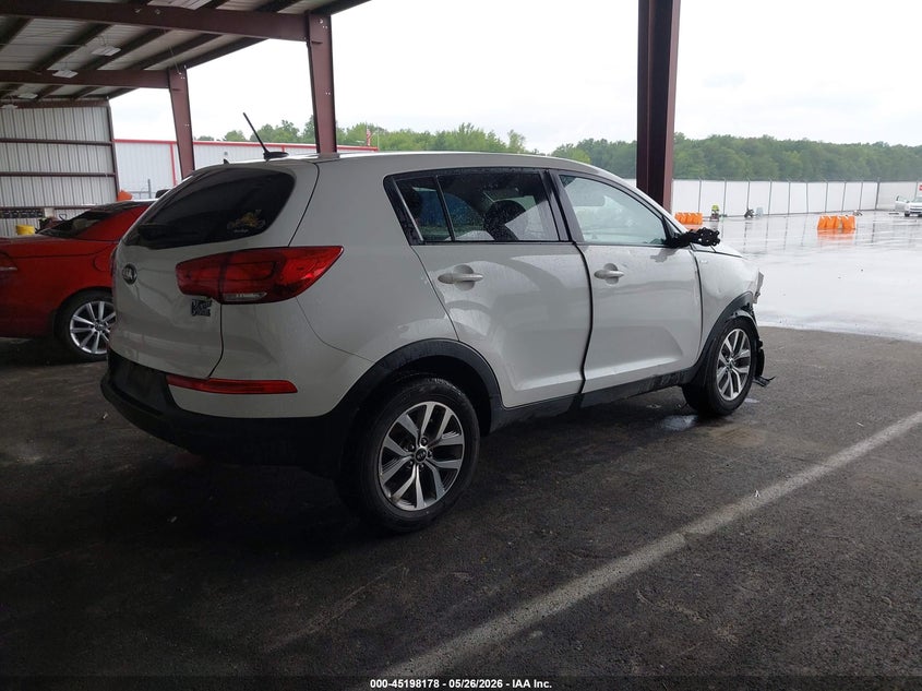 2016 Kia Sportage VIN KNDPBCAC5G7837878 IAAI salvage auction — FRONT END, Clear (Indiana), sold $775 on 2026-07-09 (photo 4)