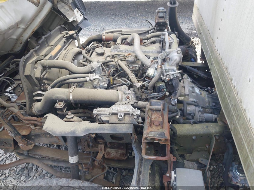 2013 Isuzu VIN JALB4W175D7400515 IAAI salvage auction — SIDE, Wait Title, sold $4,950 on 2026-09-09 (photo 9)
