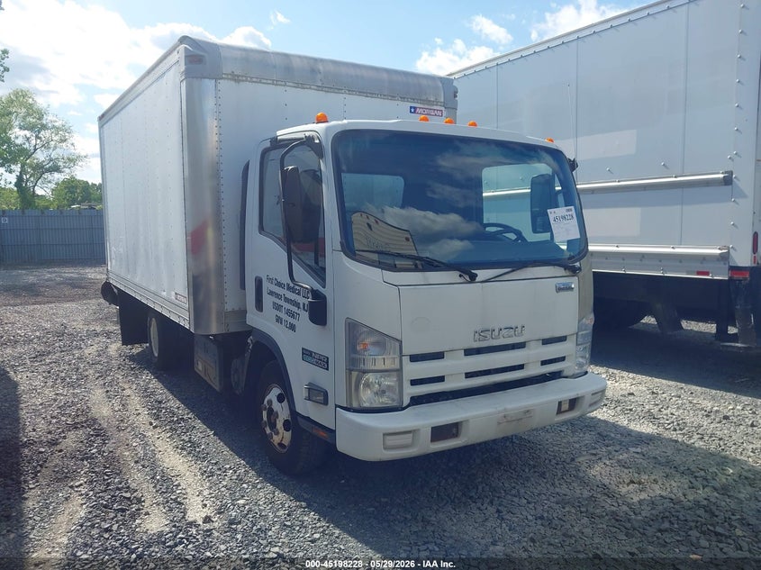 2013 Isuzu VIN JALB4W175D7400515 IAAI salvage auction — SIDE, Wait Title, sold $4,950 on 2026-09-09 (photo 1)