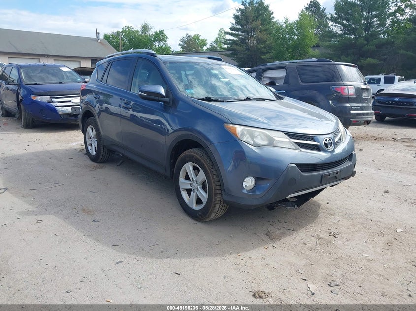 2013 Toyota Rav 4 VIN JTMRFREV3DD032518 IAAI salvage auction — LEFT FRONT, Salvage Title, sold $7,550 on 2026-07-08 (photo 1)