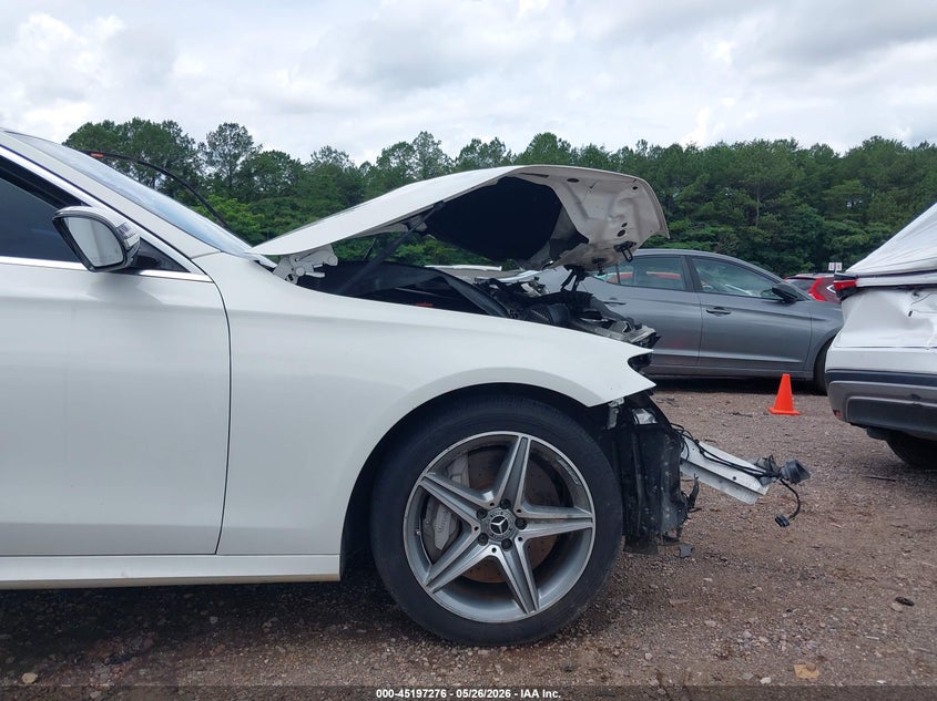 2017 Mercedes-benz E-klasse VIN WDDZF4JB2HA272672 IAAI salvage auction — FRONT & REAR, Salvage (Alabama), sold $675 on 2026-08-13 (photo 6)