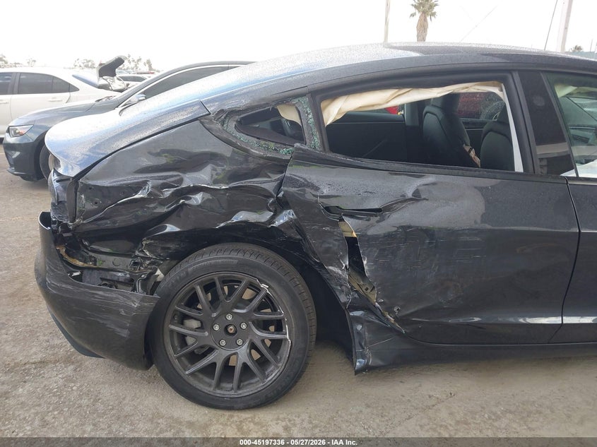 2026 Tesla Model 3 VIN 5YJ3E1EA1TF126752 IAAI salvage auction — RIGHT REAR, Salvage Title, sold $7,500 on 2026-07-08 (photo 6)