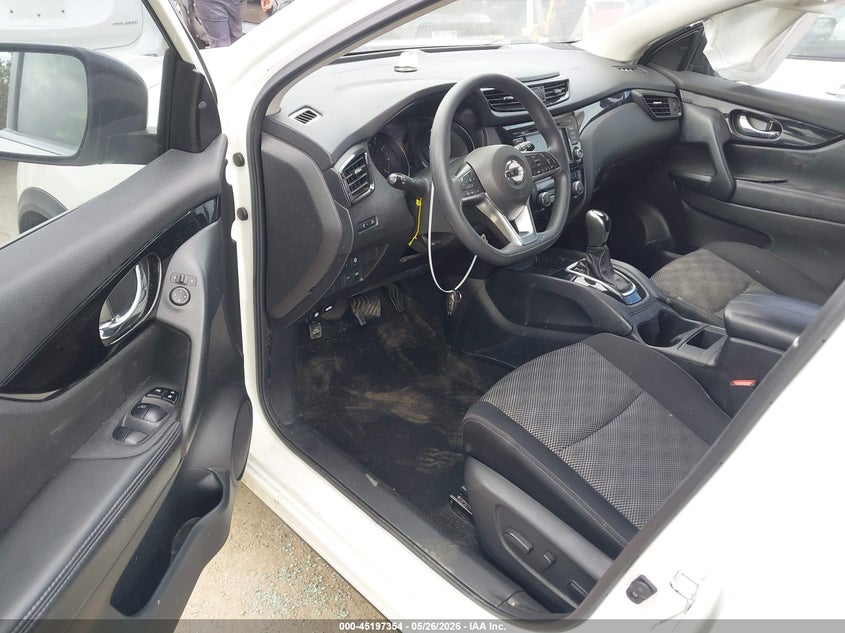 2020 Nissan Rogue VIN JN1BJ1CVXLW280730 IAAI salvage auction — SIDE, Salvage (California), sold $2,050 on 2026-07-22 (photo 5)
