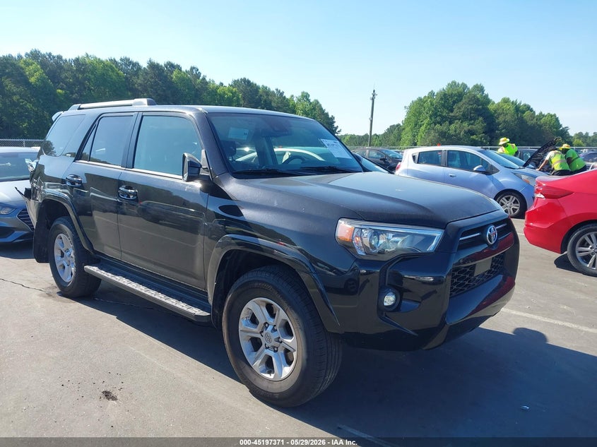 2024 Toyota 4runner VIN JTEMU5JR2R6251138 IAAI salvage auction — REAR END, Salvage Title, sold $19,450 on 2026-07-15 (photo 1)