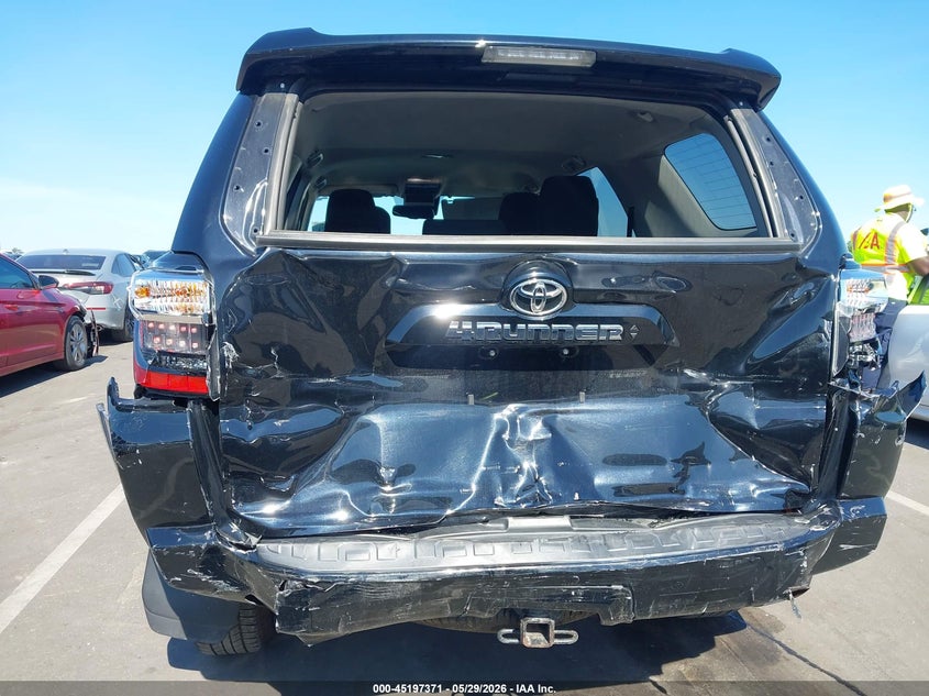 2024 Toyota 4runner VIN JTEMU5JR2R6251138 IAAI salvage auction — REAR END, Salvage Title, sold $19,450 on 2026-07-15 (photo 6)