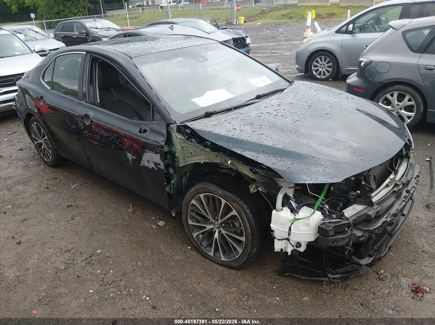 2018 Toyota Camry VIN 4T1B11HK9JU587404 IAAI salvage auction — SIDE, Clear (Tennessee), sold $5,000 on 2026-07-20 (photo 1)