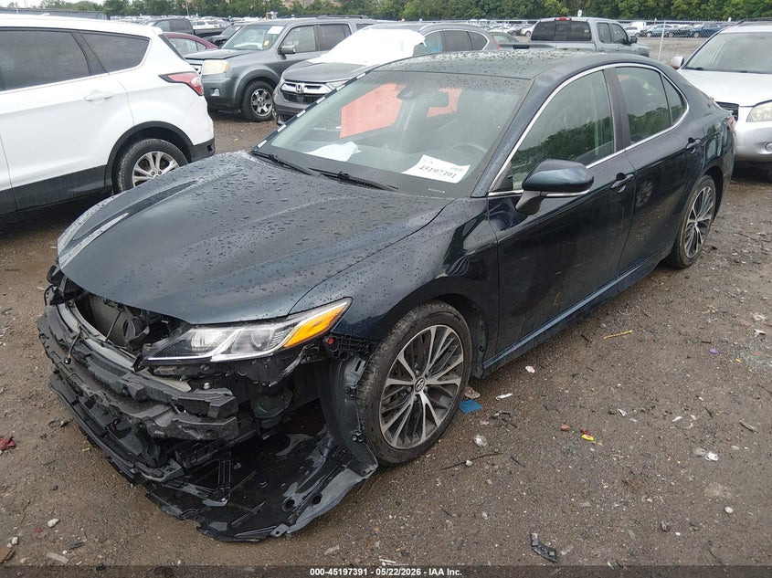 2018 Toyota Camry VIN 4T1B11HK9JU587404 IAAI salvage auction — SIDE, Clear (Tennessee), sold $5,000 on 2026-07-20 (photo 2)