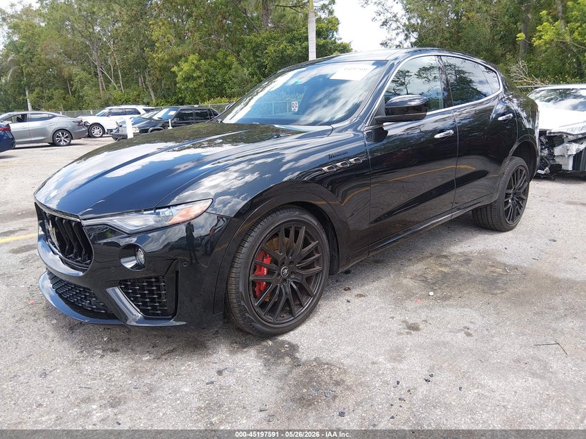 2024 Maserati Levante VIN ZN661YUM5RX453911 IAAI salvage auction — UNKNOWN, Rebuildable (Florida), sold $31,750 on 2026-07-06 (photo 2)