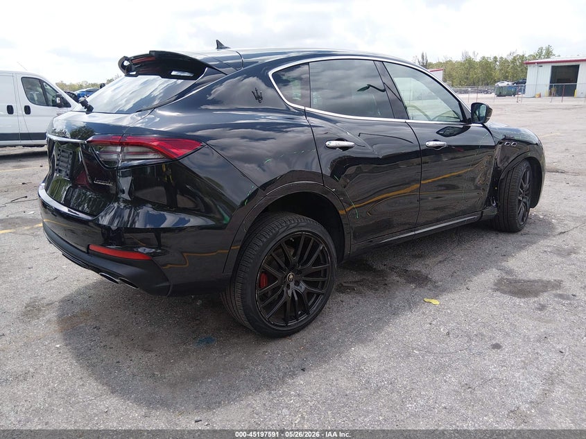 2024 Maserati Levante VIN ZN661YUM5RX453911 IAAI salvage auction — UNKNOWN, Rebuildable (Florida), sold $31,750 on 2026-07-06 (photo 4)
