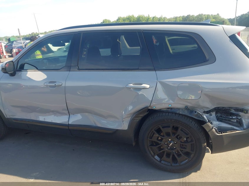 2022 Kia Telluride VIN 5XYP5DHC4NG236948 IAAI salvage auction — LEFT SIDE, Salvage Title, sold $10,100 on 2026-07-29 (photo 6)