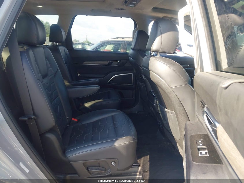 2022 Kia Telluride VIN 5XYP5DHC4NG236948 IAAI salvage auction — LEFT SIDE, Salvage Title, sold $10,100 on 2026-07-29 (photo 8)