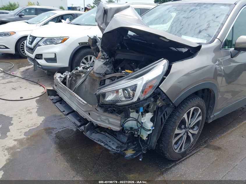 2019 Subaru Forester VIN JF2SKAUC8KH454984 IAAI salvage auction — FRONT END, Salvage Title, sold $1,600 on 2026-07-20 (photo 6)
