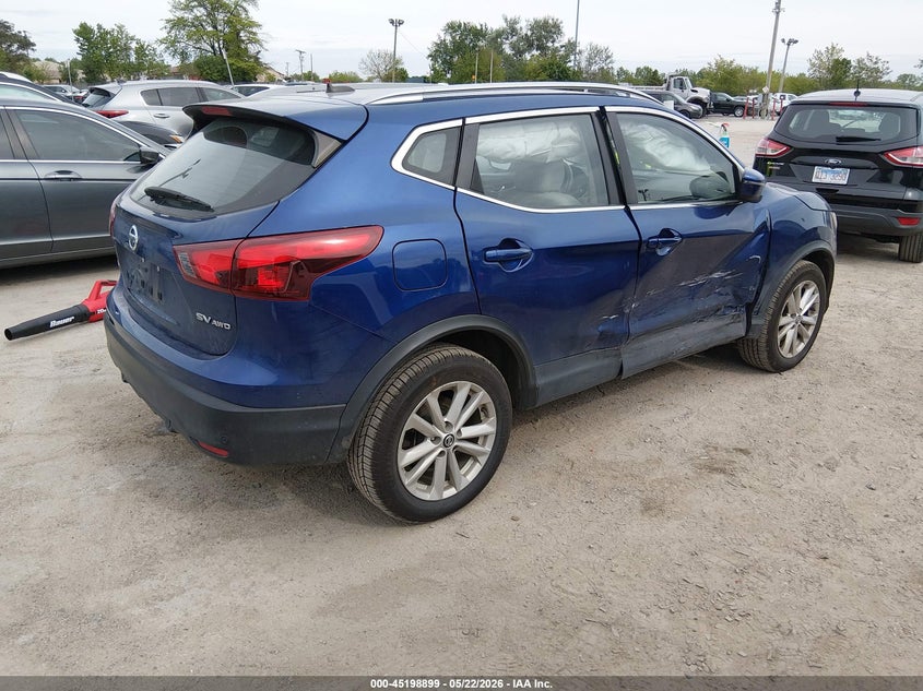 2019 Nissan VIN JN1BJ1CR9KW311483 IAAI salvage auction — SIDE, Salvage (Illinois), sold $1,550 on 2026-07-22 (photo 4)