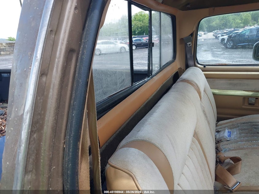 1989 Dodge D-series VIN 1B7FE16Y2KS070296 IAAI salvage auction — FRONT END, Clear (Michigan), sold $600 on 2026-07-10 (photo 8)