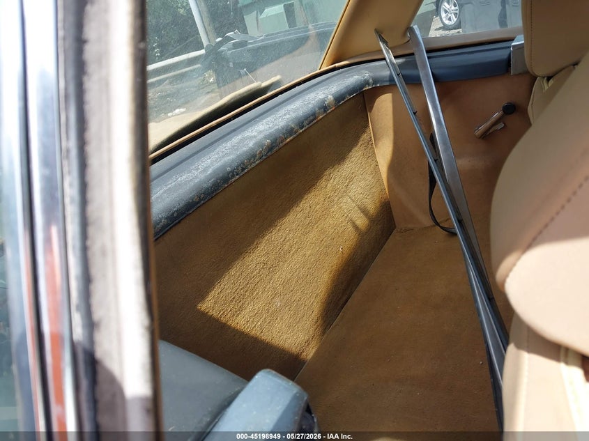 1984 Mercedes-benz 380 VIN WDBBA45A0EA001115 IAAI salvage auction — NORMAL WEAR, Salvage Rebuilt (North Carolina), sold $300 on 2026-07-16 (photo 8)