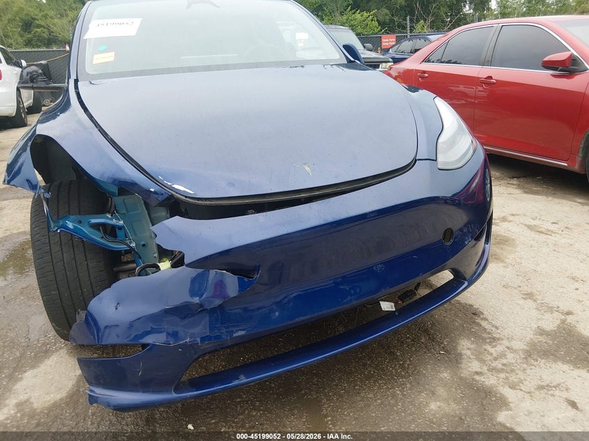 2024 Tesla Model y VIN 7SAYGDEE0RA250153 IAAI salvage auction — FRONT END, Clear (Kansas), sold $13,000 on 2026-07-29 (photo 6)